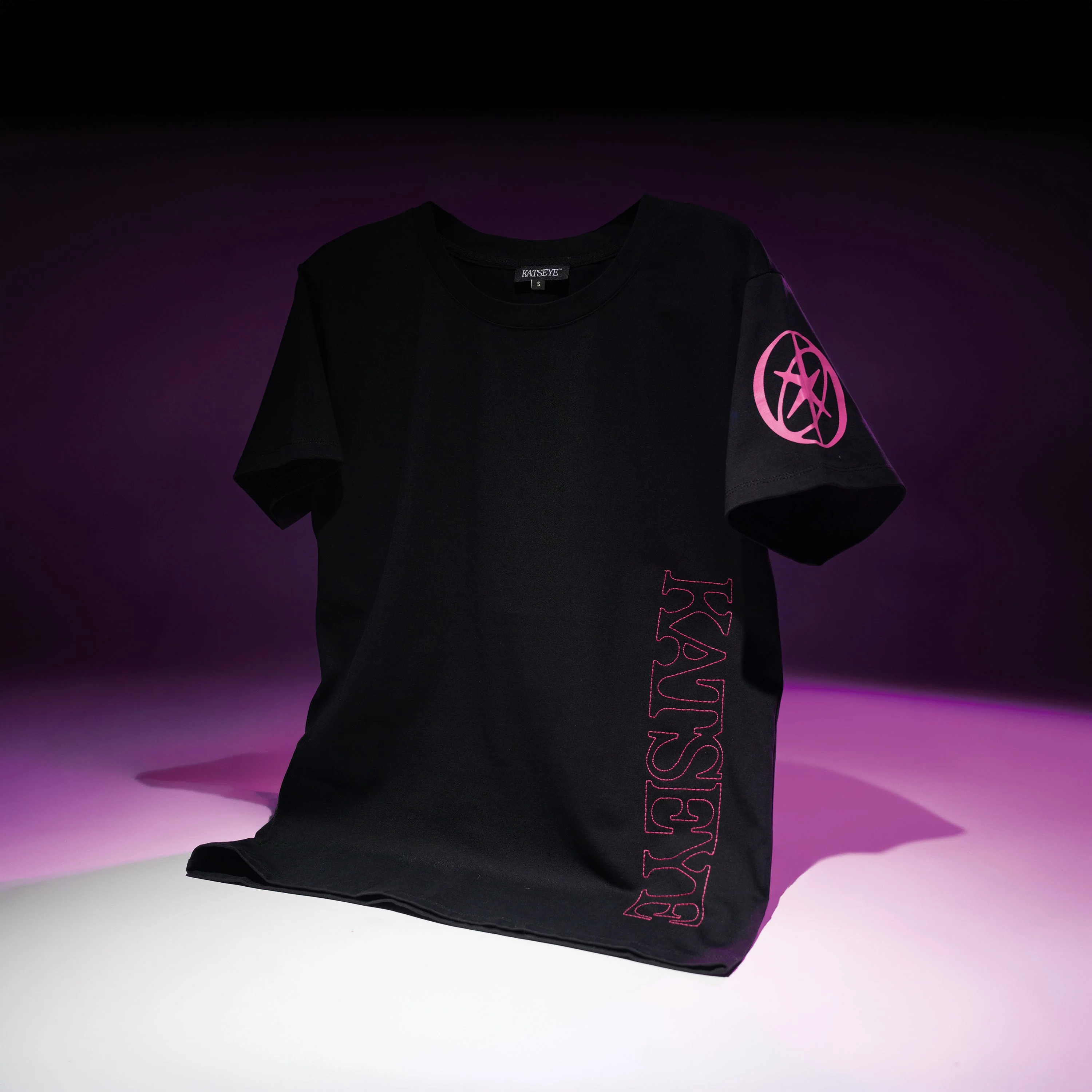 KATSEYE x EYEKONS Logo Stitch Black T-Shirt - Image 7