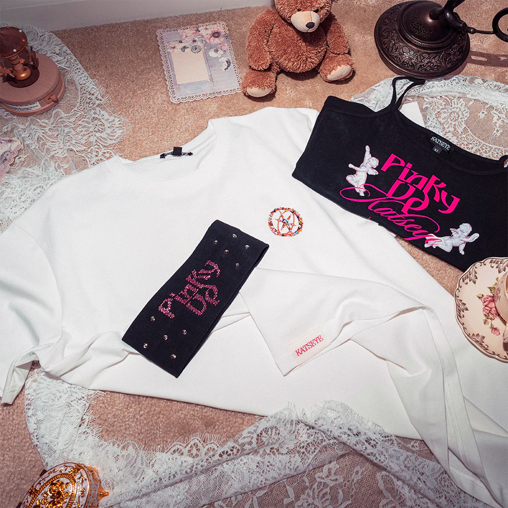 PINKY UP T-Shirt - Image 9
